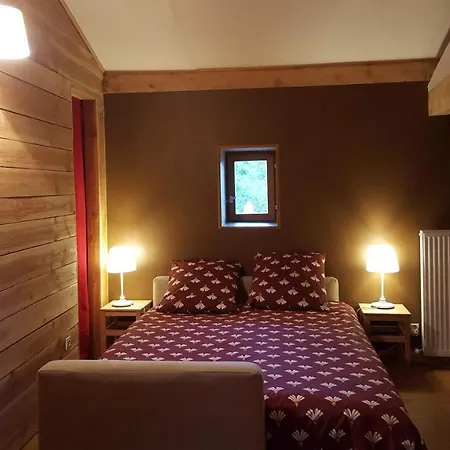 Le Du Parc Proche Du Safari Parc De Peaugres 4* אנוניי